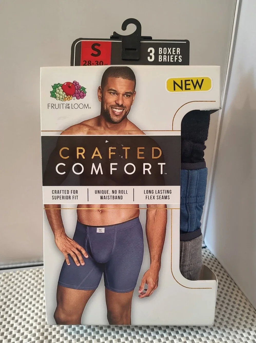 Men's Size Small (28-30) 3pcs pack Boxer Briefs Fruit of the Loom